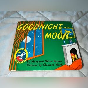 Good Night Moon Board Book